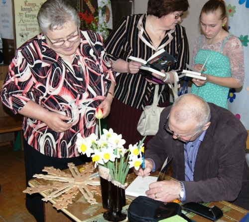 Eilė prie autografo