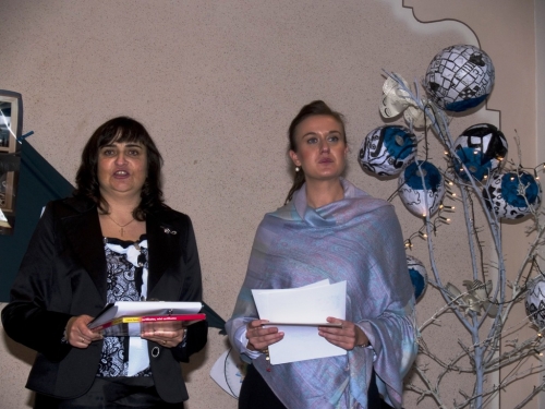 Studentė iš Švedijos vertina mūsų mokinių kūrybą