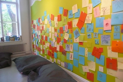 Pačių mažiausių lankytojų kūryba kursuose 5×2. Nuotr. Aldonos Šiaulienės