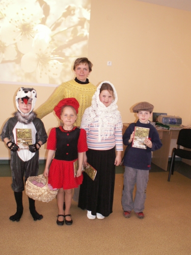 Švėkšnos ''Saulės'' gimnazojos 1a klasės skaitytojai