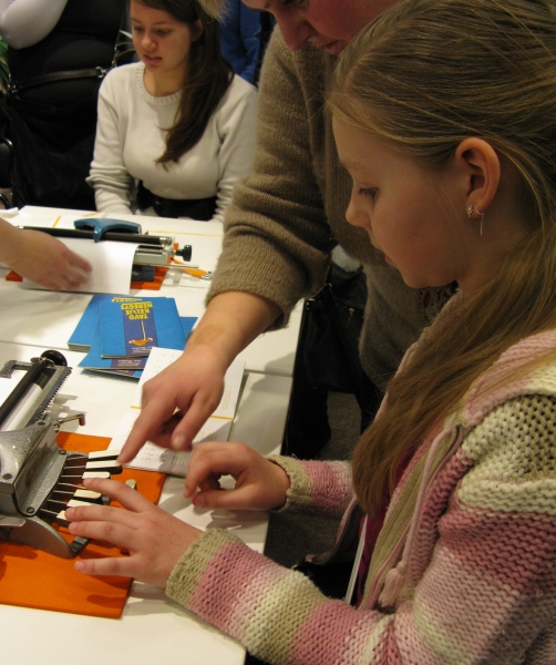 Rašėme Lui Brailio raštu