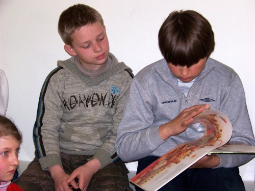 Labai gražios K. Kasparavičiaus knygų iliustracijos