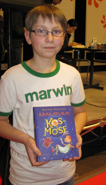 Įsigijom naują Renatos Šerelytės knygą