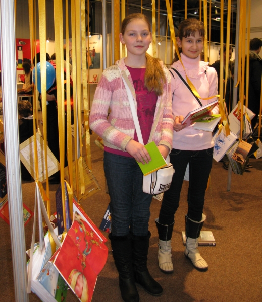 Aplankėme Lietuvoje išleistų knygų vaikams ir jaunimui ekspoziciją