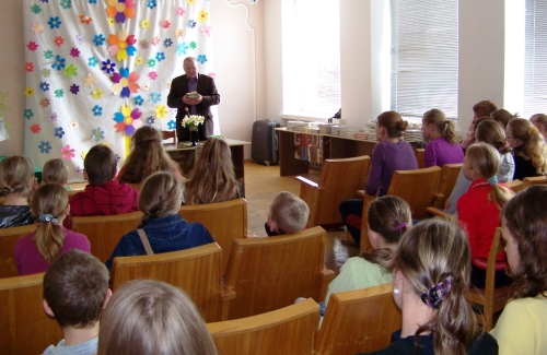 Klausomės skaitomų ištraulų