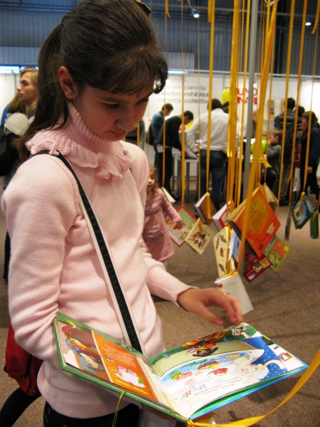 Aplankėme Lietuvoje išleistų knygų vaikams ir jaunimui ekspoziciją