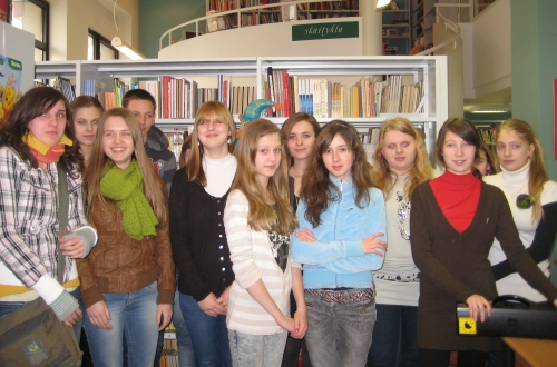 Vilniaus karaliaus Mindaugo vidurinės mokyklos mokiniai. Nuotr. Jūratės Pocienės