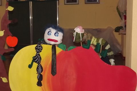 Vaidina VšĮ vaikų dienos centro ugdytiniai